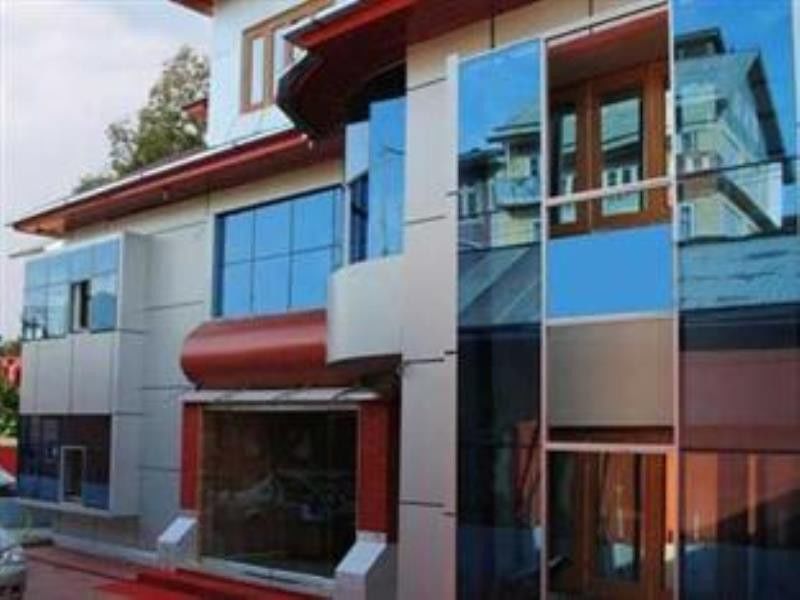 Butterfly Hotel Srīnagar Exterior foto